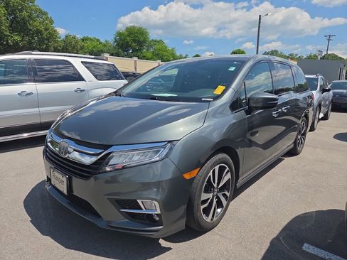 Used 2019 Honda Odyssey Elite image 9