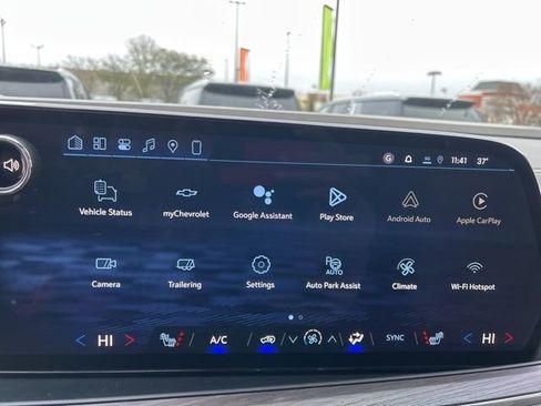 New 2026 Chevrolet Suburban LT w/ Comfort Package image 23