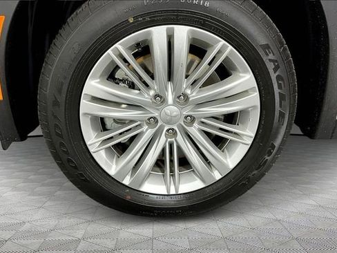Used 2024 Mitsubishi Outlander ES FWD image 32