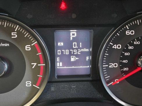 Used 2014 Subaru Forester 2.5i Limited AWD/4WD image 9