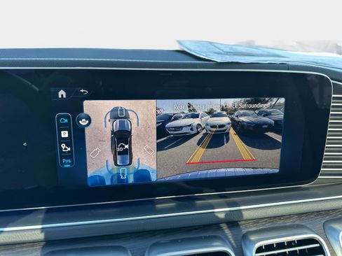 New 2026 Mercedes-Benz GLS 450 4MATIC image 28