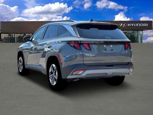 Used 2026 Hyundai Tucson SEL FWD image 5