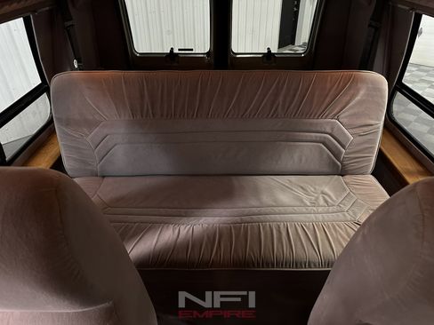 Used 2002 Dodge B1500 image 40