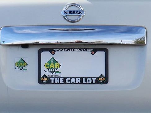 Used 2019 Nissan Armada Platinum w/ Captain's Chairs Package image 21