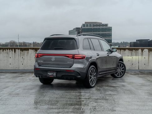 Used 2024 Mercedes-Benz EQB 350 4MATIC SUV image 4