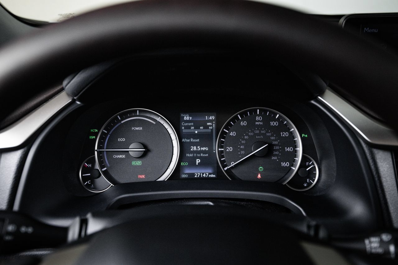 Used 2019 Lexus RX 450h AWD image 15