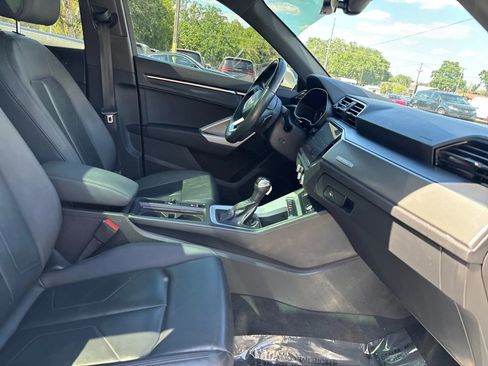Used 2023 Audi Q3 2.0T Premium image 14