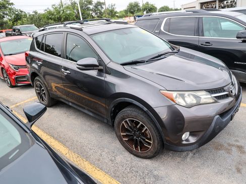 Used 2014 Toyota RAV4 XLE FWD image 7