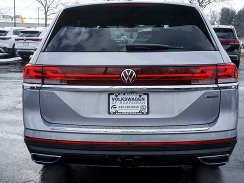 New 2026 Volkswagen Atlas SEL image 4