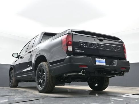 Used 2025 Honda Ridgeline Black Edition image 48