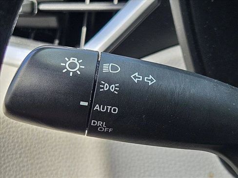 Used 2022 Toyota Corolla LE FWD image 9