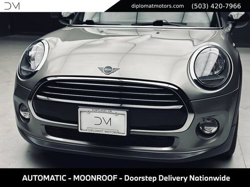 Used 2019 MINI Cooper 4-Door Hardtop w/ Signature Upholstery Package FWD image 14