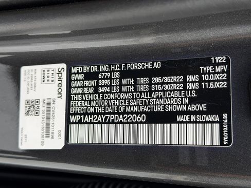 Certified 2023 Porsche Cayenne Turbo S AWD/4WD image 35
