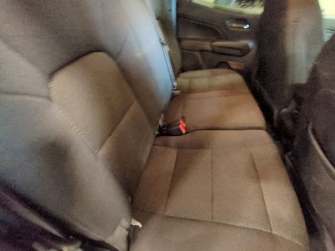 Used 2024 Chevrolet Colorado LT w/ LT Convenience Package image 23