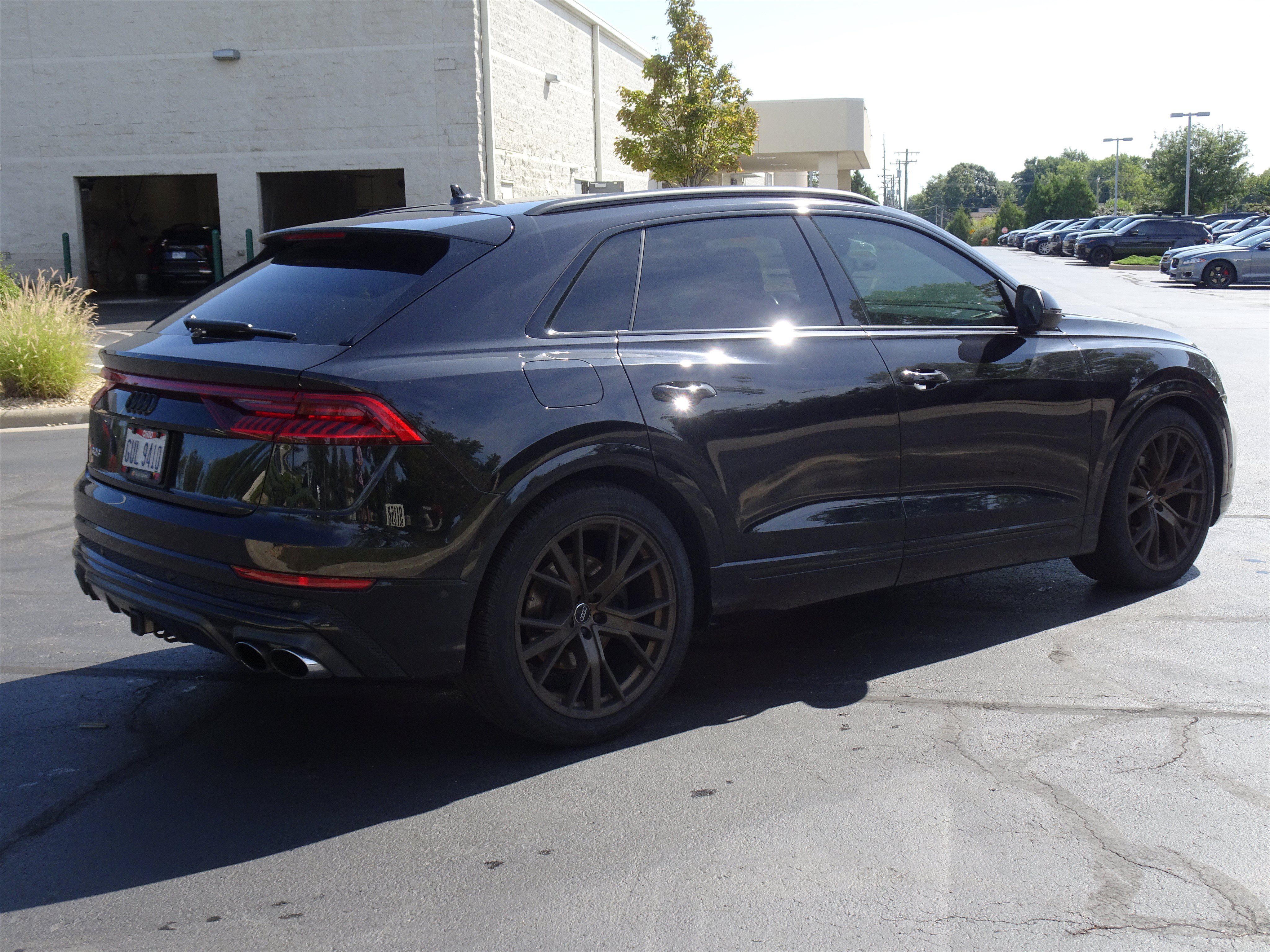 Used 2021 Audi SQ8 Premium Plus w/ SQ8 Black Optic Package AWD/4WD image 4
