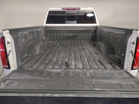 Used 2024 Chevrolet Silverado 2500 LTZ w/ LTZ Plus Package AWD/4WD image 9