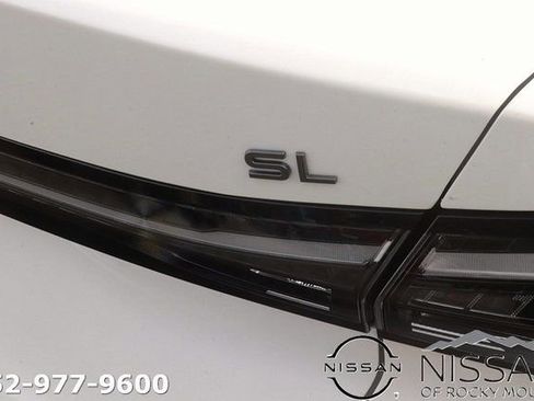 New 2026 Nissan Sentra SL w/ Floor Mat Package FWD image 8