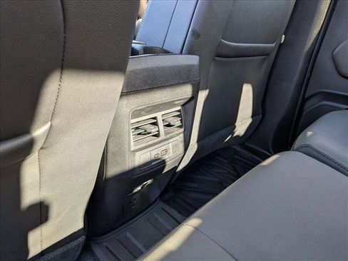 Used 2023 Chevrolet Colorado ZR2 w/ ZR2 Convenience Package III image 17