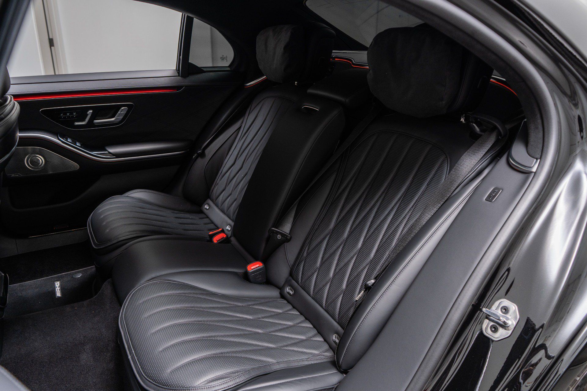 Used 2025 Mercedes-Benz S 63 AMG S image 16