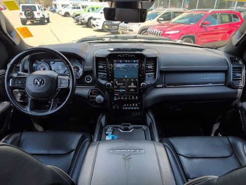 Used 2022 RAM 1500 Limited AWD/4WD image 16