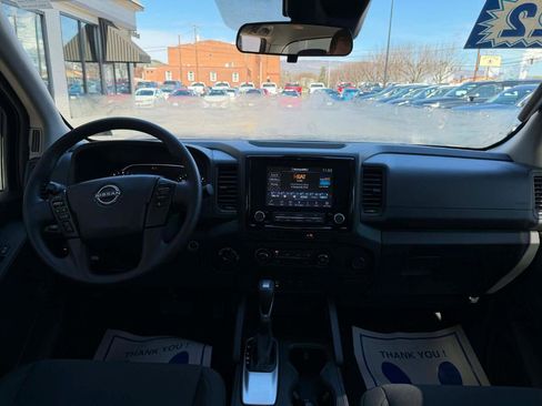 Used 2022 Nissan Frontier S w/ Technology Package image 11
