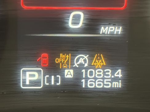 Used 2025 Subaru Crosstrek 2.5i Limited w/ Crosstrek Mirror Package image 5