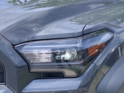 Used 2026 Toyota 4Runner SR5 AWD/4WD image 6