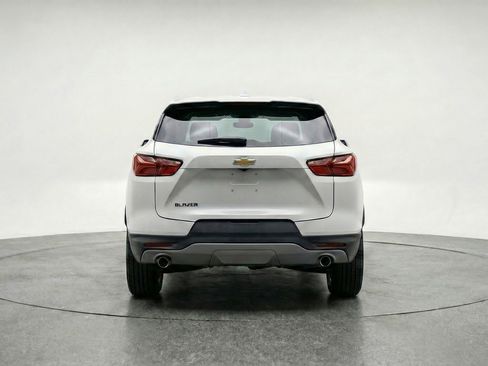 Used 2025 Chevrolet Blazer LT FWD image 7