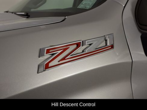 Used 2021 Chevrolet Silverado 1500 LT Trail Boss w/ Convenience Package II image 43