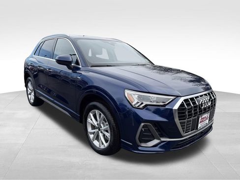 Used 2025 Audi Q3 2.0T Premium Plus w/ Premium Plus Package AWD/4WD image 3