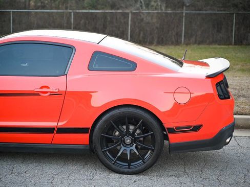 Used 2012 Ford Mustang Boss 302 w/ Boss 302 Accessory Pkg image 9