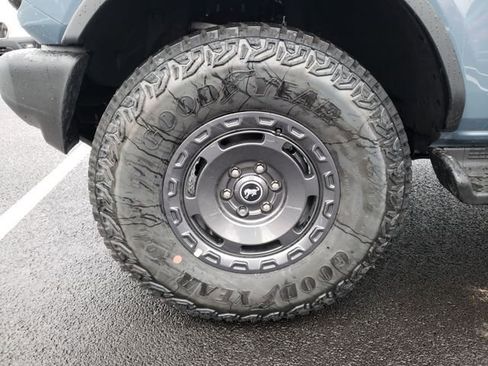 New 2025 Ford Bronco Outer Banks w/ Sasquatch Package image 27