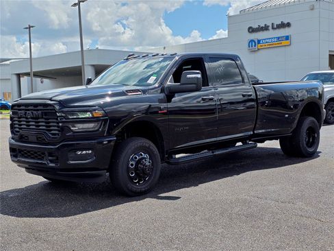 New 2026 RAM 3500 Big Horn AWD/4WD image 1