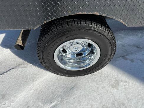 Used 2019 RAM 3500 Tradesman w/ Chrome Appearance Group image 14