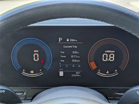 Used 2024 Hyundai Kona SEL image 25