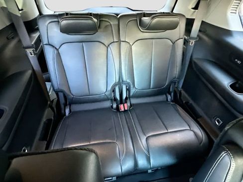 Used 2023 Jeep Grand Cherokee L Limited w/ Trailer Tow Group (B) image 30