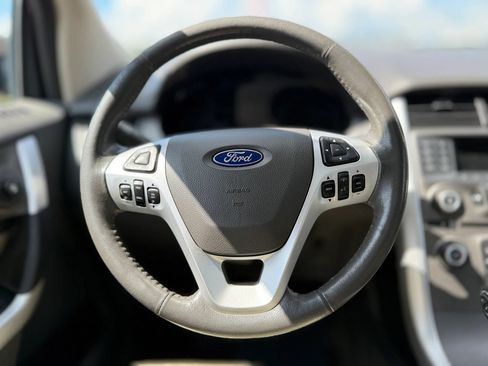 Used 2013 Ford Edge SEL FWD image 24