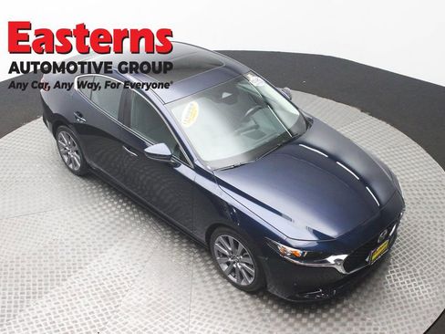 Used 2024 MAZDA MAZDA3 s image 3