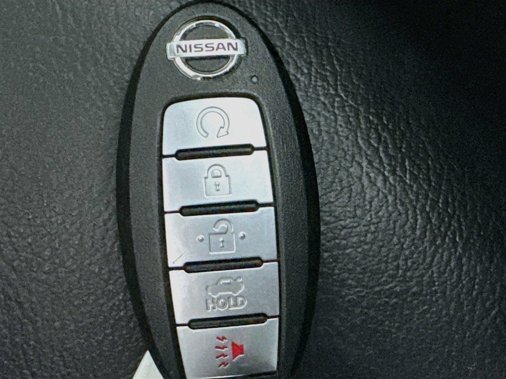 Used 2019 Nissan Altima 2.5 Platinum FWD image 31