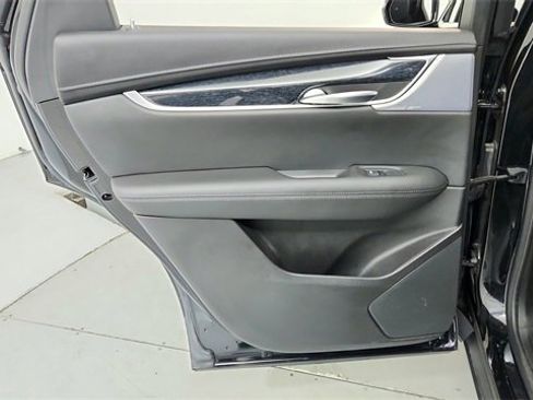 Certified 2024 Cadillac XT5 Premium Luxury w/ LPO, Floor Liner Package image 17