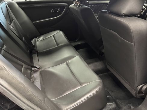 Used 2015 Ford Taurus Police Interceptor AWD image 14