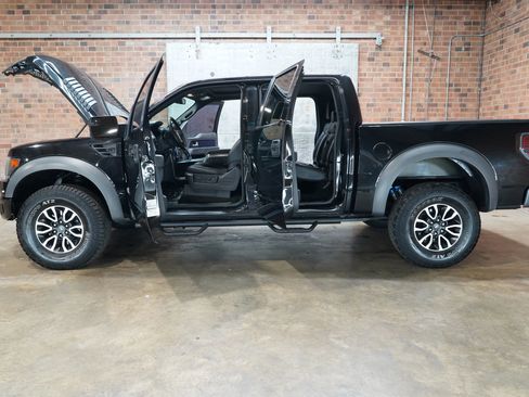 Used 2013 Ford F150 Raptor w/ Luxury Equipment Group AWD/4WD image 62