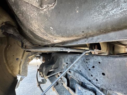 Used 2014 Ford F250 Platinum w/ FX4 Off-Road Package image 28