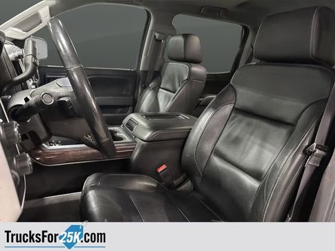 Used 2017 GMC Sierra 1500 SLT w/ SLT Premium Package image 4