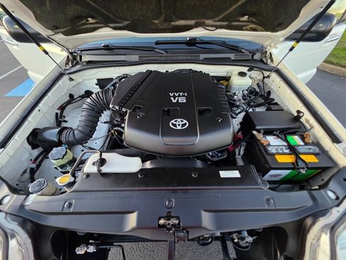 Used 2007 Toyota 4Runner SR5 image 22