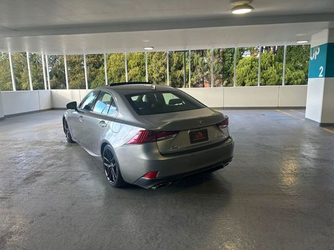 Used 2020 Lexus IS 300 F Sport w/ F Sport Package image 10