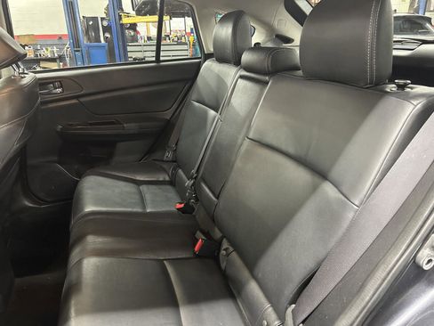 Used 2014 Subaru Crosstrek 2.0i Limited image 9