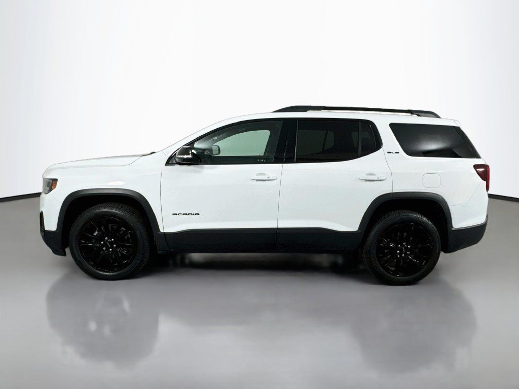 Used 2023 GMC Acadia SLE w/ Driver Convenience Package FWD image 8