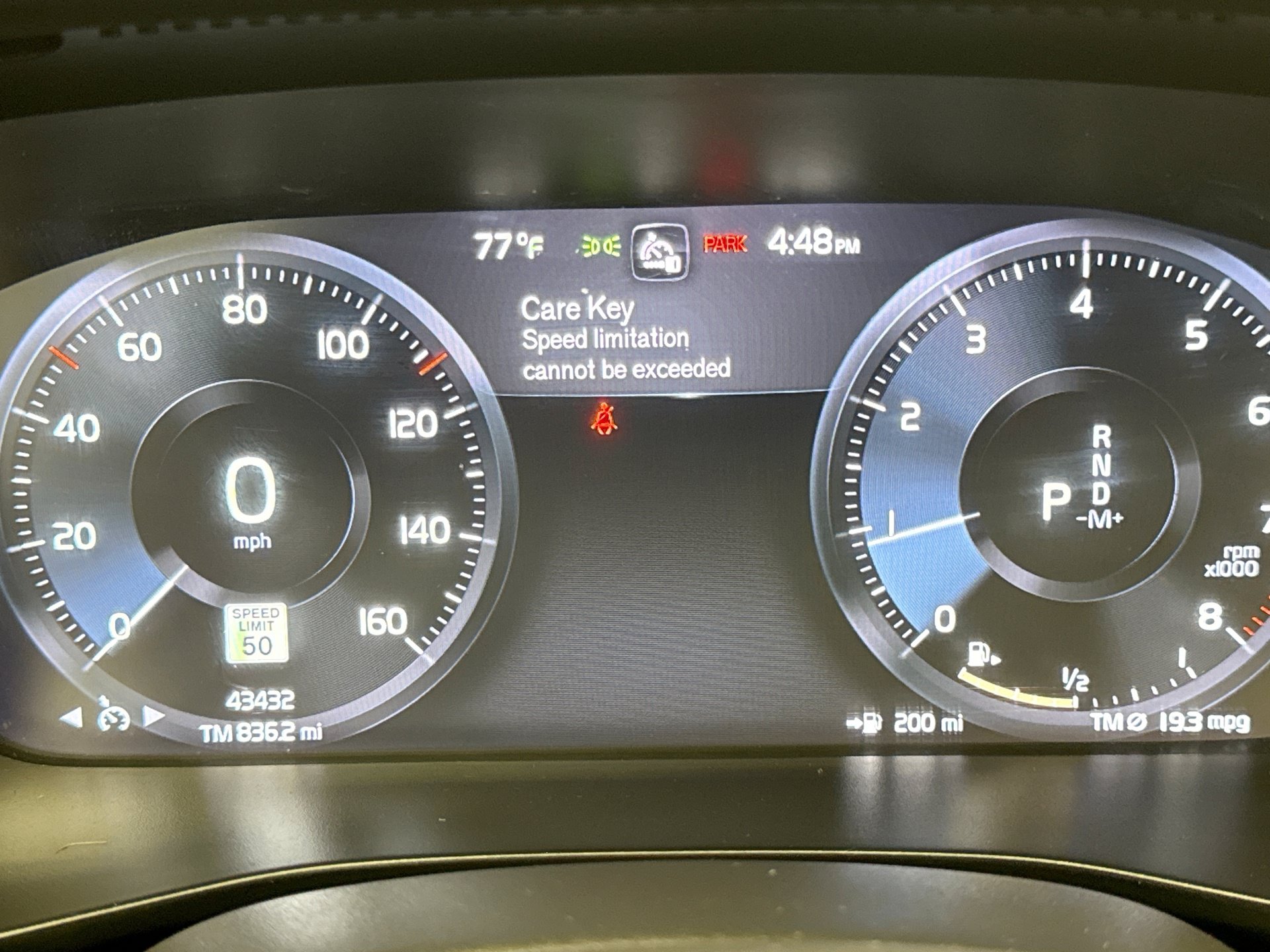 Used 2021 Volvo XC40 T5 Momentum AWD/4WD image 10