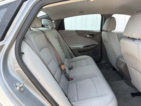Used 2023 Chevrolet Malibu LS FWD image 29